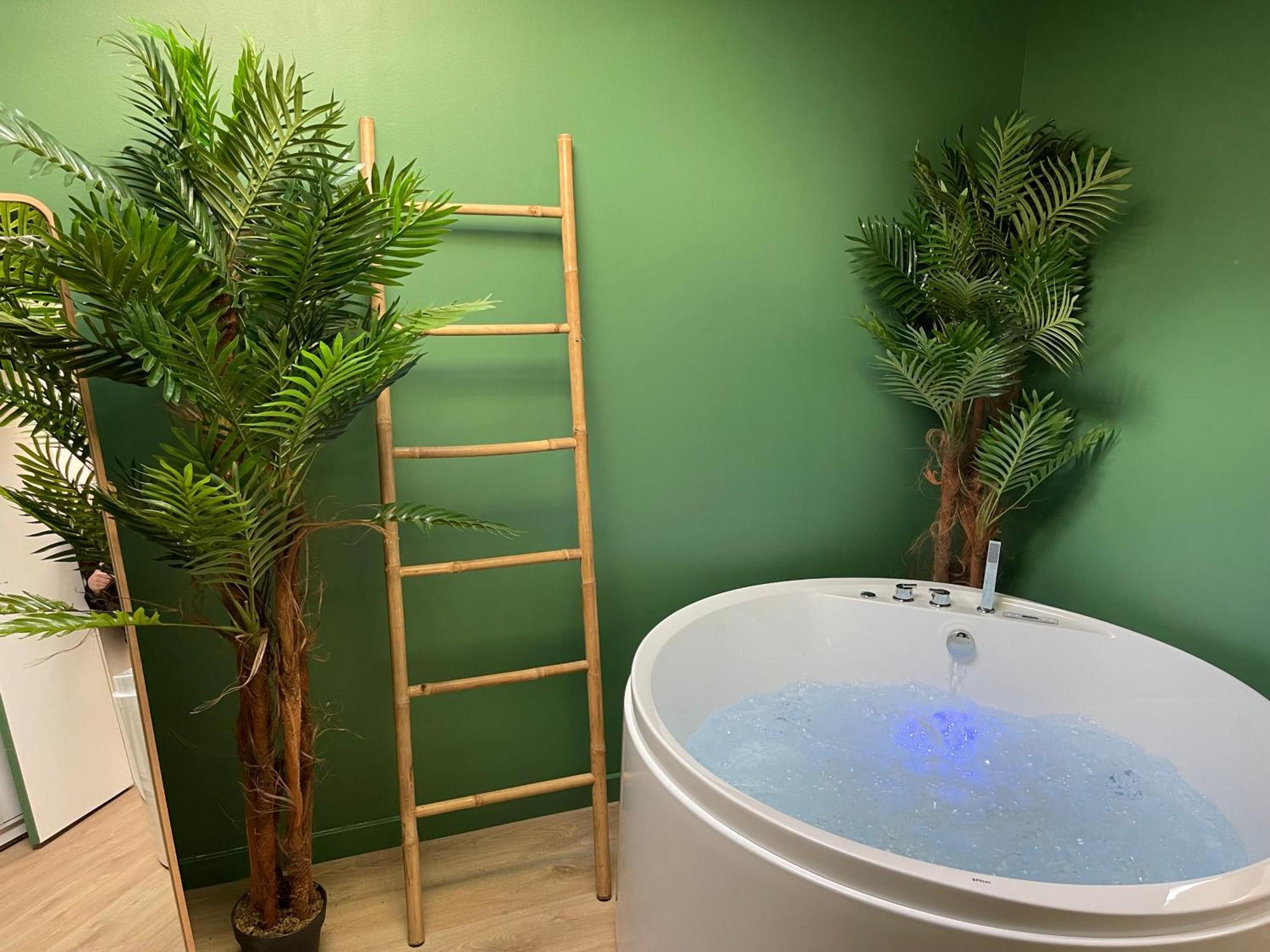 Evasion Exotique - Suite Selva - Jaccuzzi Privatif Amiens Bagian luar foto